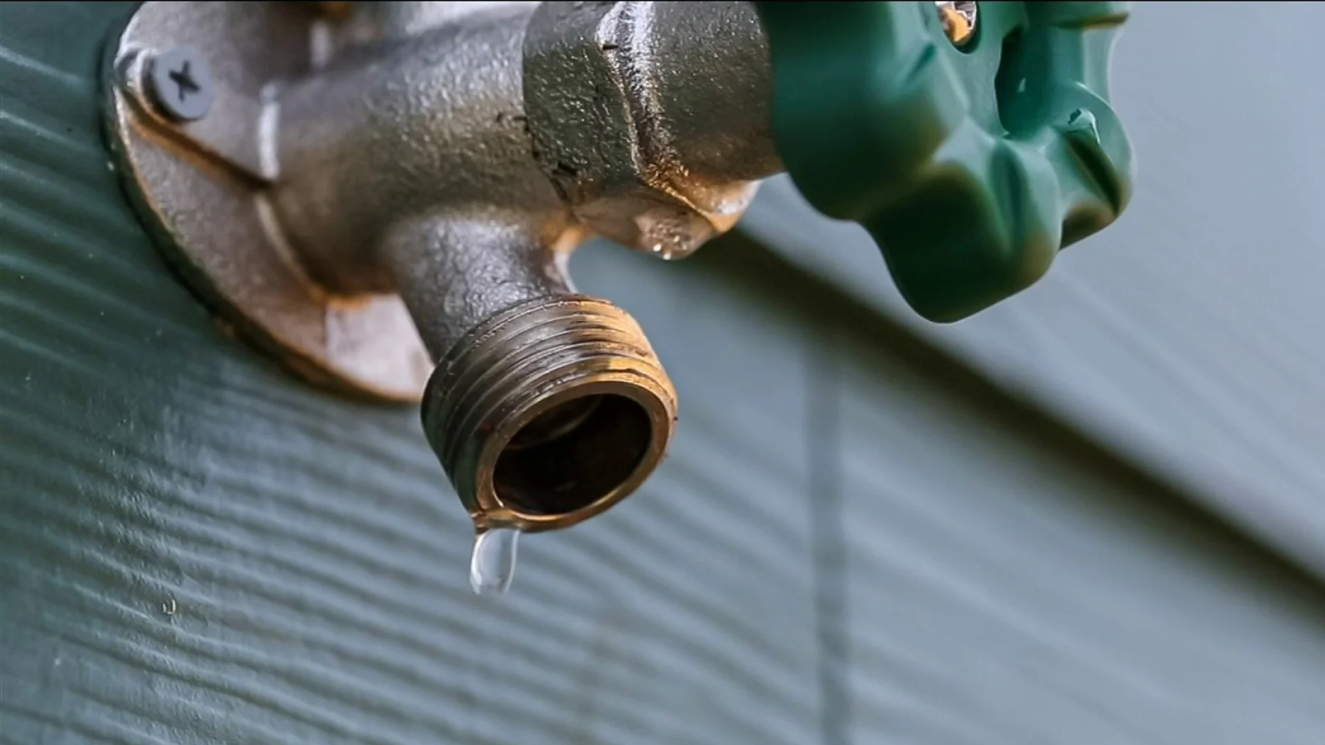 Preparing Your Plumbing for Freezing Temperatures in the Midwest